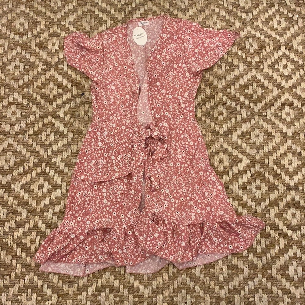 Boho floral pink wrap dress new with tag